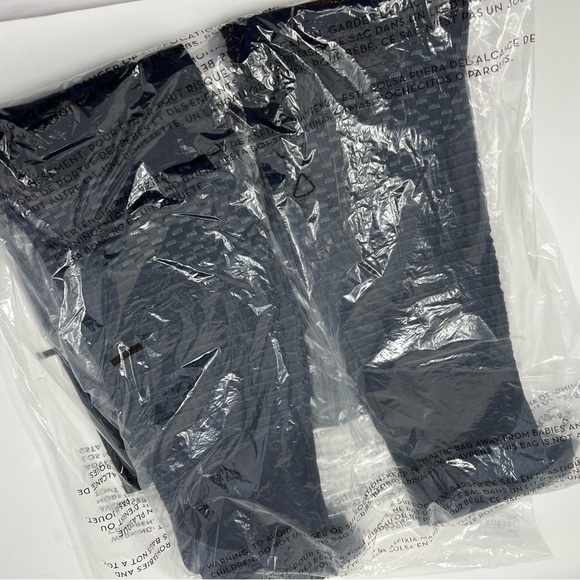 Spanx Look At Me Now seamless moto leggings Medium. - Picture 2 of 4